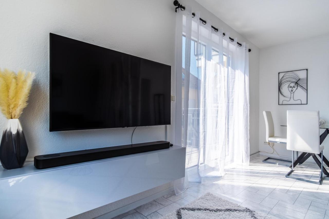 Arbeitsplatz, Balkon, Tiefgarage Naehe Neue Messe Apartment Leipzig Bagian luar foto