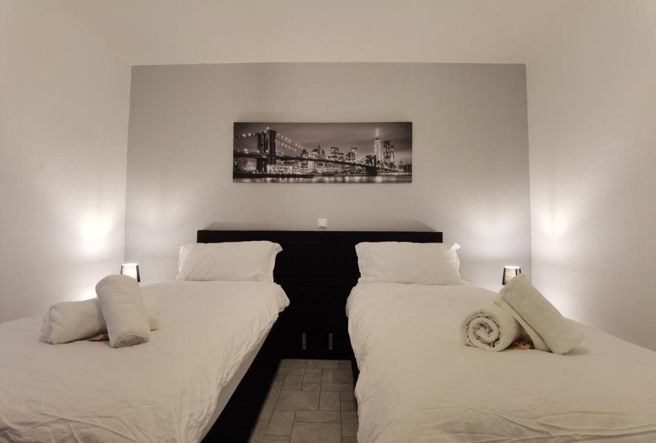 Arbeitsplatz, Balkon, Tiefgarage Naehe Neue Messe Apartment Leipzig Bagian luar foto