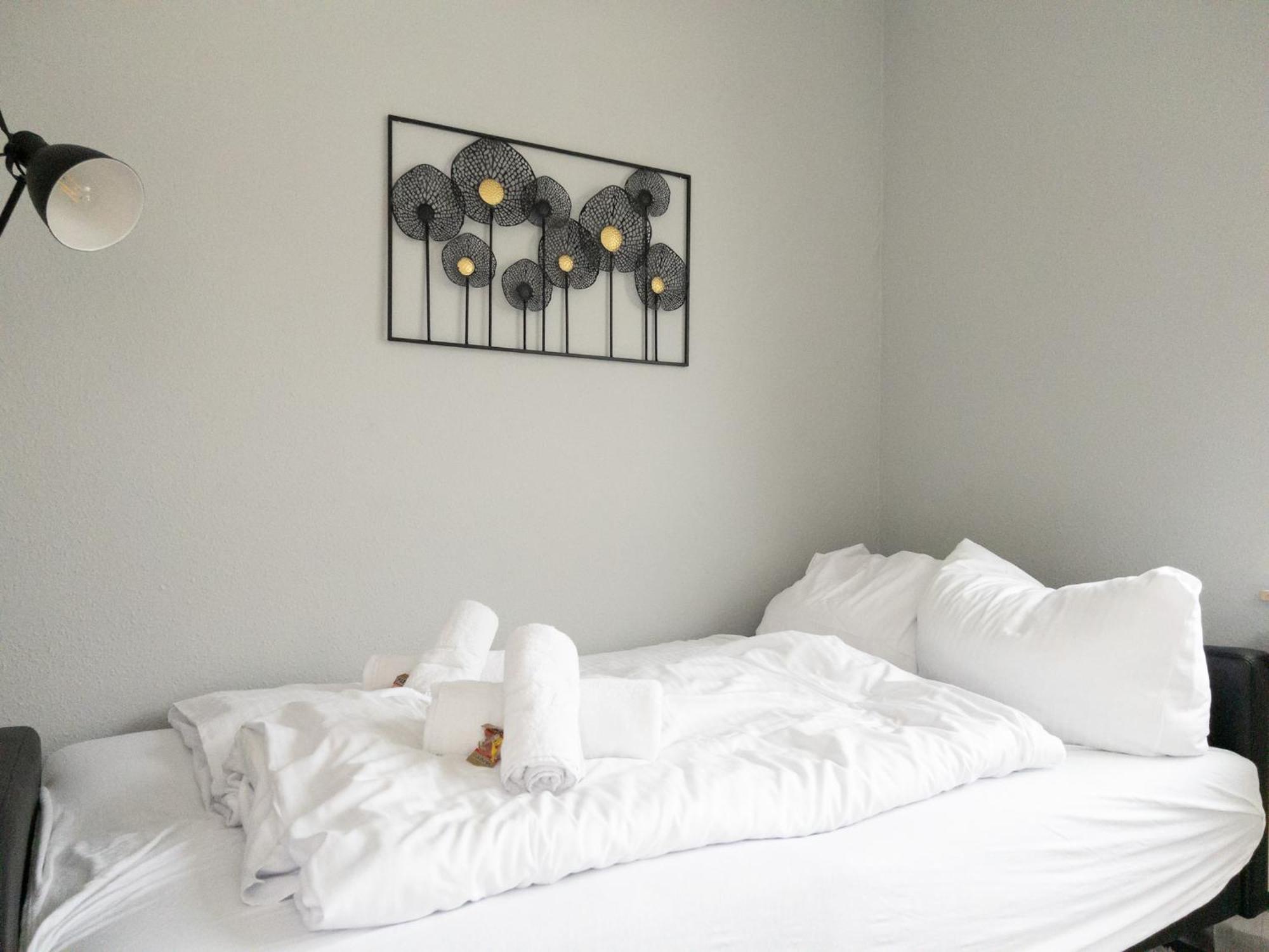 Arbeitsplatz, Balkon, Tiefgarage Naehe Neue Messe Apartment Leipzig Bagian luar foto